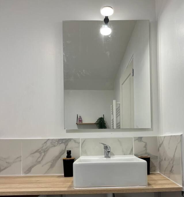 Petit Logement Proche Giverny Bonnieres-sur-Seine Exterior photo